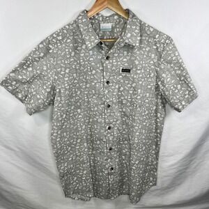 Columbia Rogers Peak‎ Printed SS Shirt Camping Outdoors Casual Gray Size M, NWT